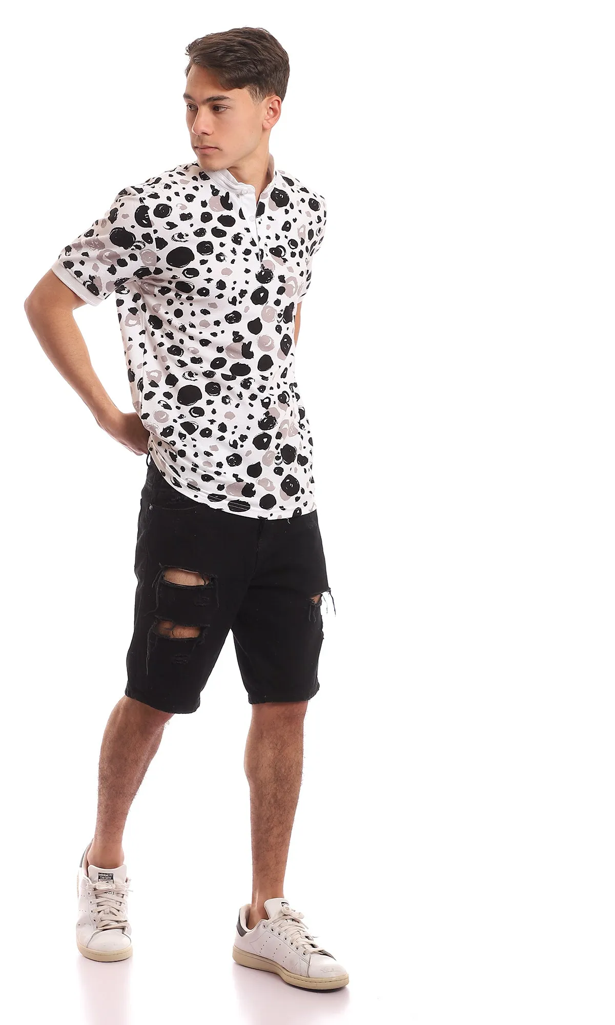97559 Self Patterned Mandarin Collar Black & White Henley T-Shirt