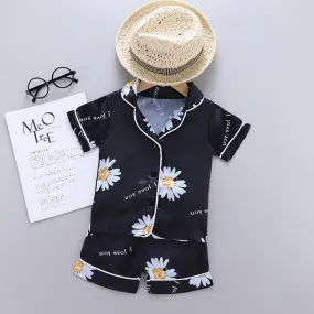 Boys And Girls Summer Pajamas Daisy Printed Ice Silk Top   Shorts Home and Sleep Set Children Clothing Wholesale Usa