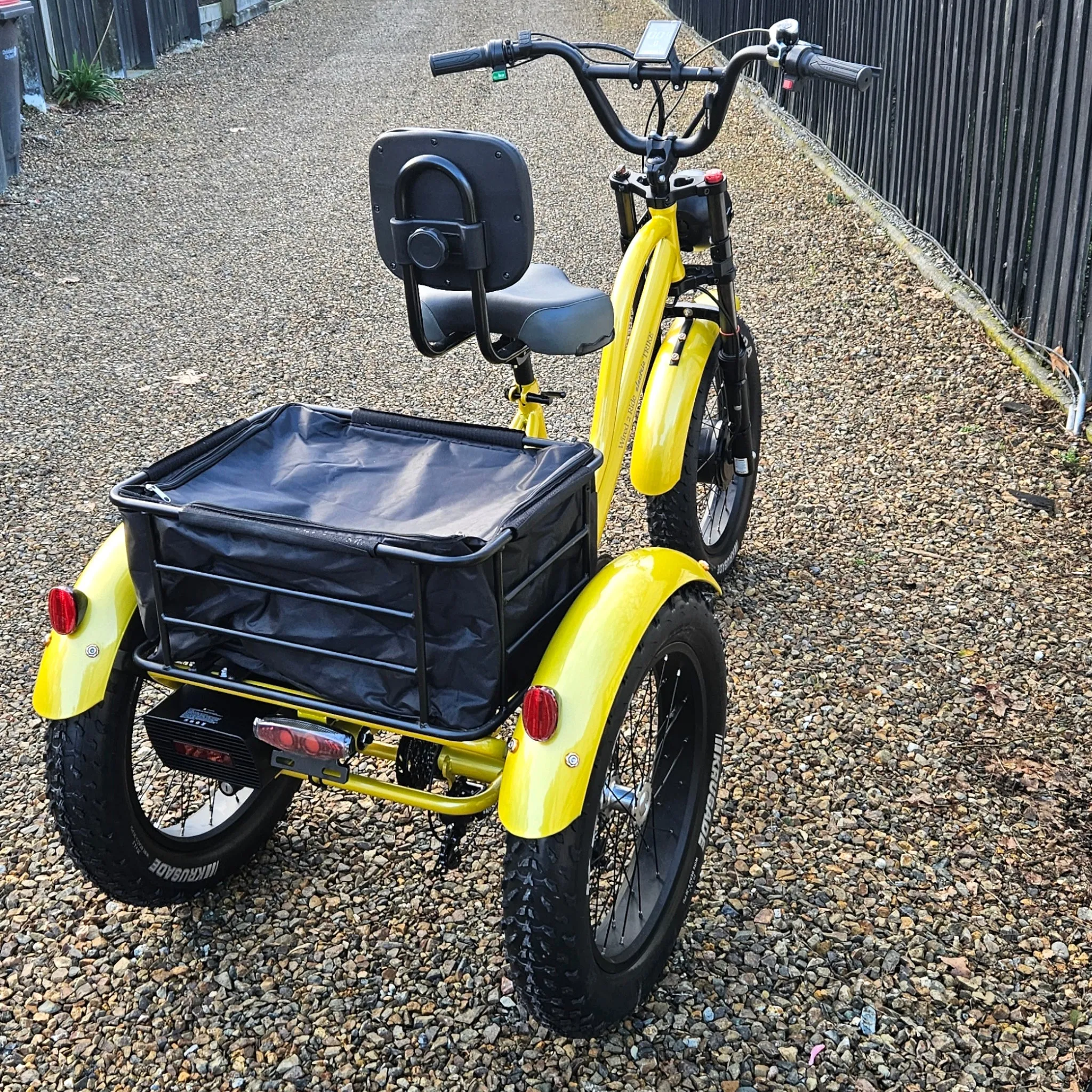 E-Trike  - Yellow Smart Technology with large battery and reverse