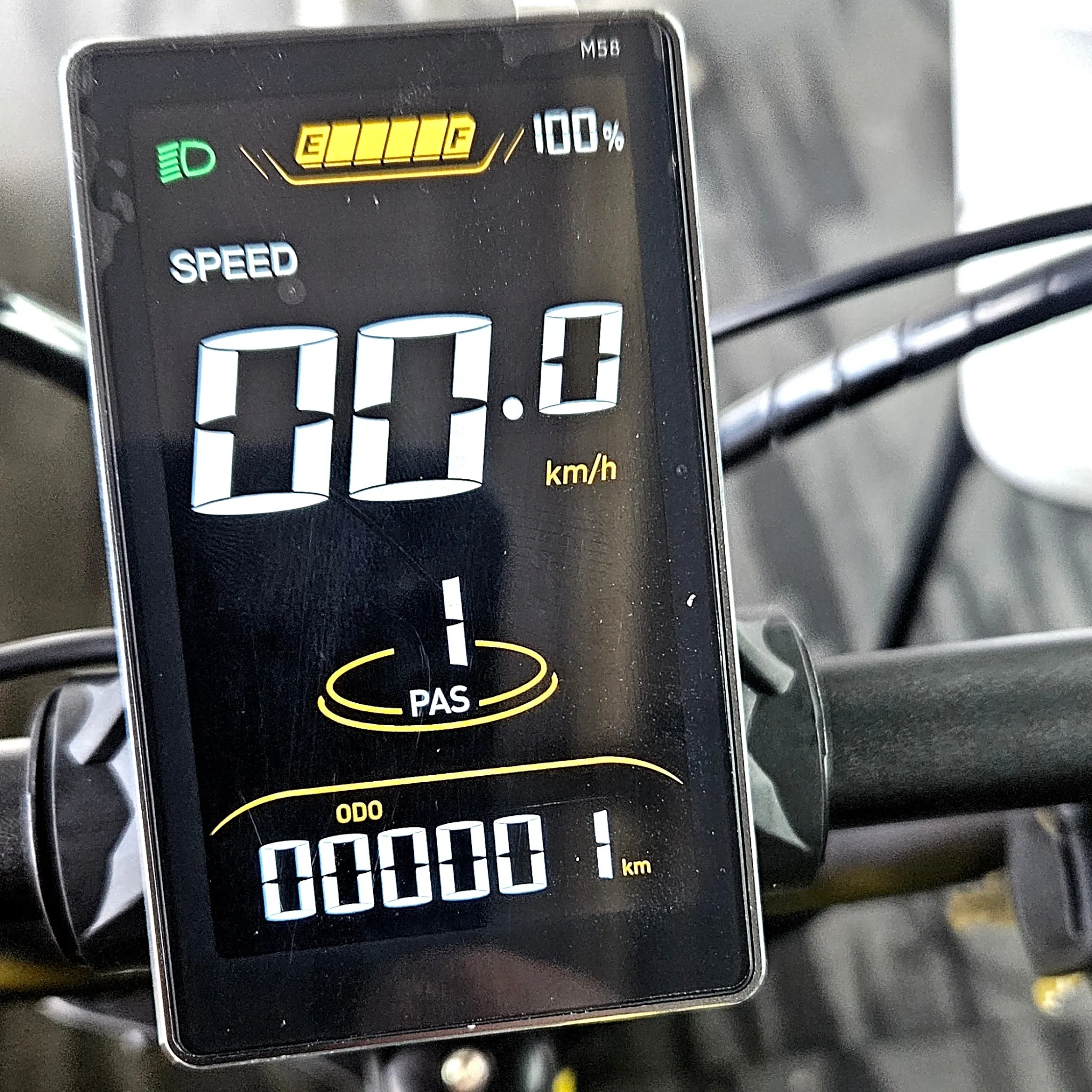 E-Trike  - Yellow Smart Technology with large battery and reverse