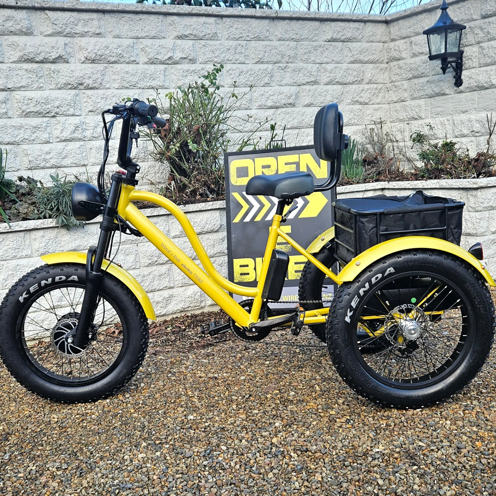 E-Trike  - Yellow Smart Technology with large battery and reverse