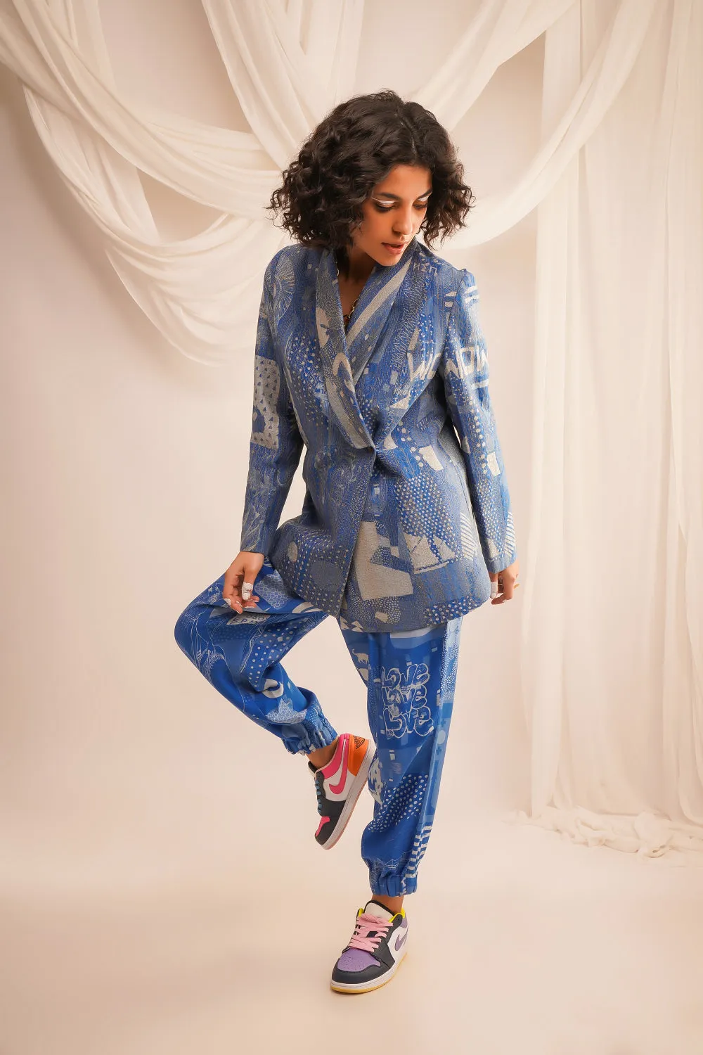 Gold Zari Quilted Jacket With Printed Joggers