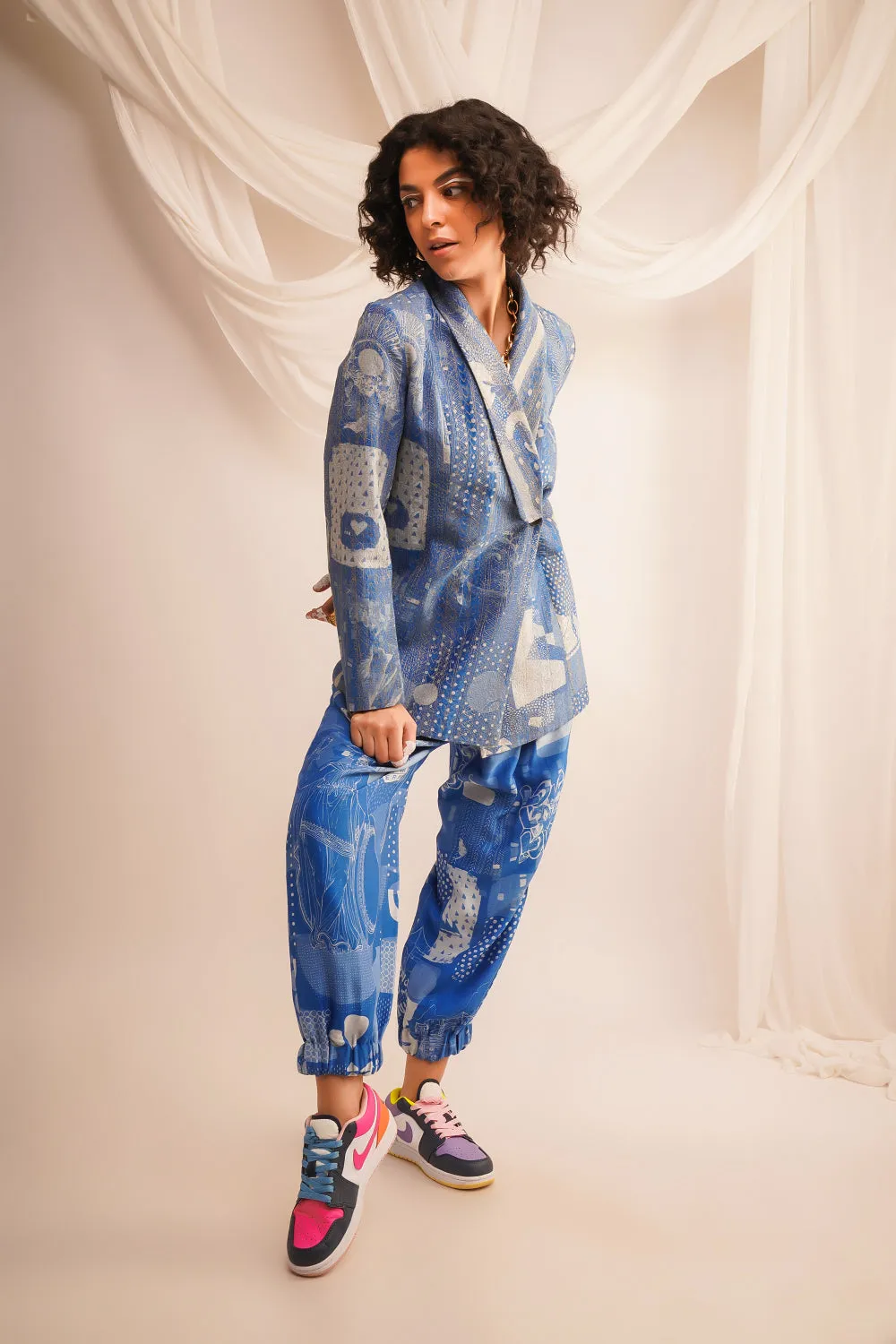 Gold Zari Quilted Jacket With Printed Joggers
