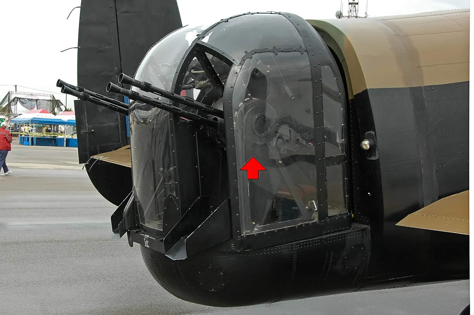 Original British WWII 1943 Dated R.A.F. Aircraft Browning .303 Mark II Display Machine Gun by John Inglis on Stand - Spitfire Supermarine, Hawker Hurricane & Avro Lancaster