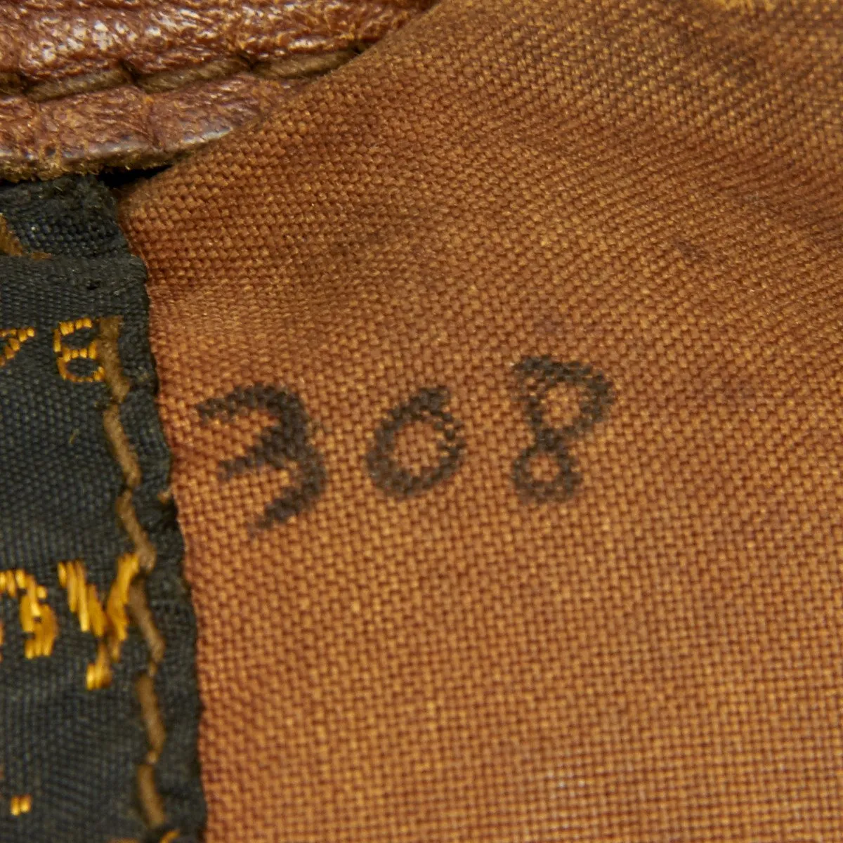 Original U.S. WWII B-17 Bomber Hells Belle Named A-2 Flight Jacket (Size 40)