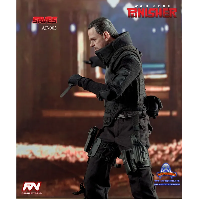 PUNISHER: WAR ZONE Saves [Ray Stevenson] 1:6 Scale Collectible Figure