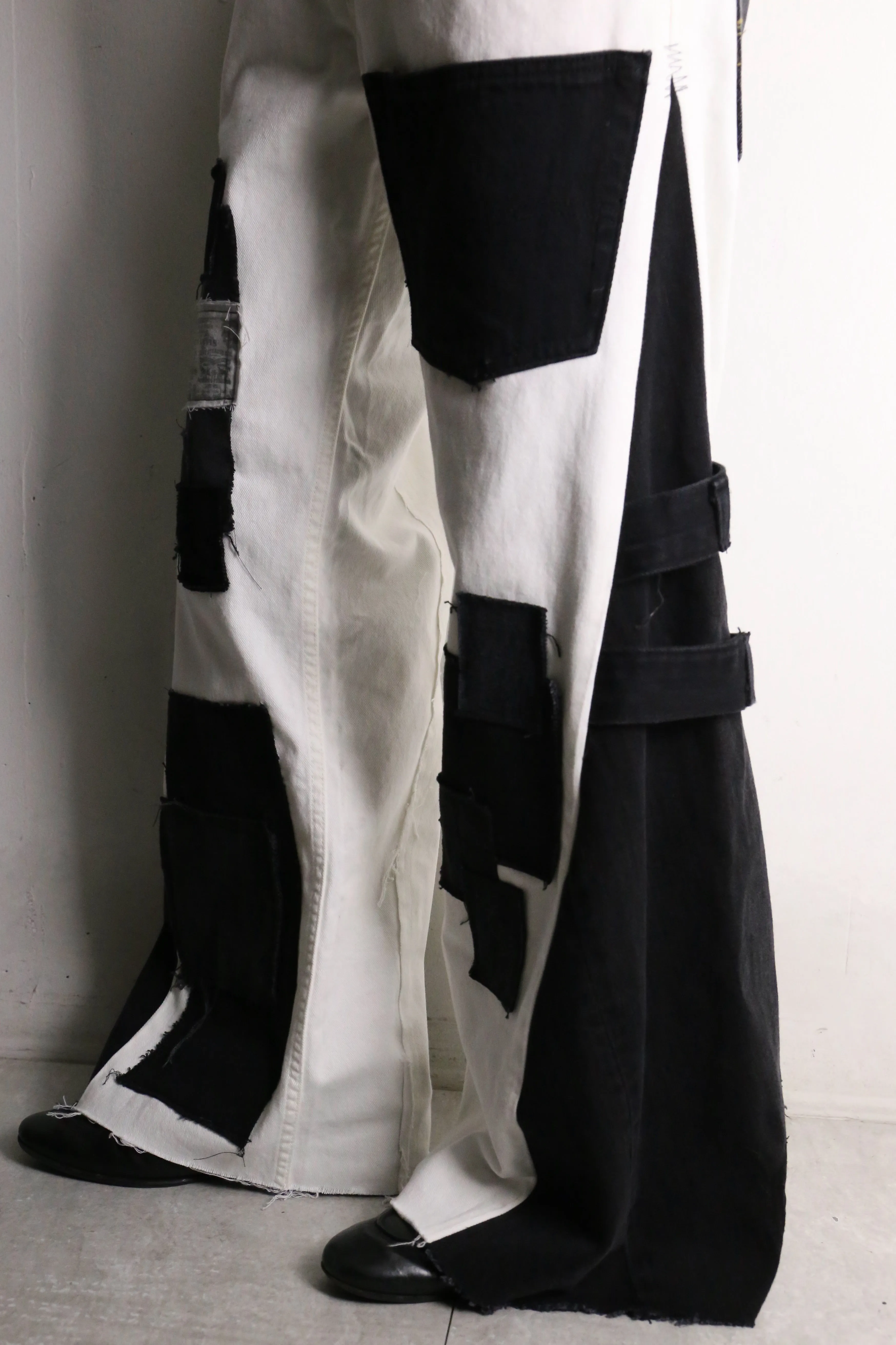 remake "再構築" black×white color patchwork design flare denim pants