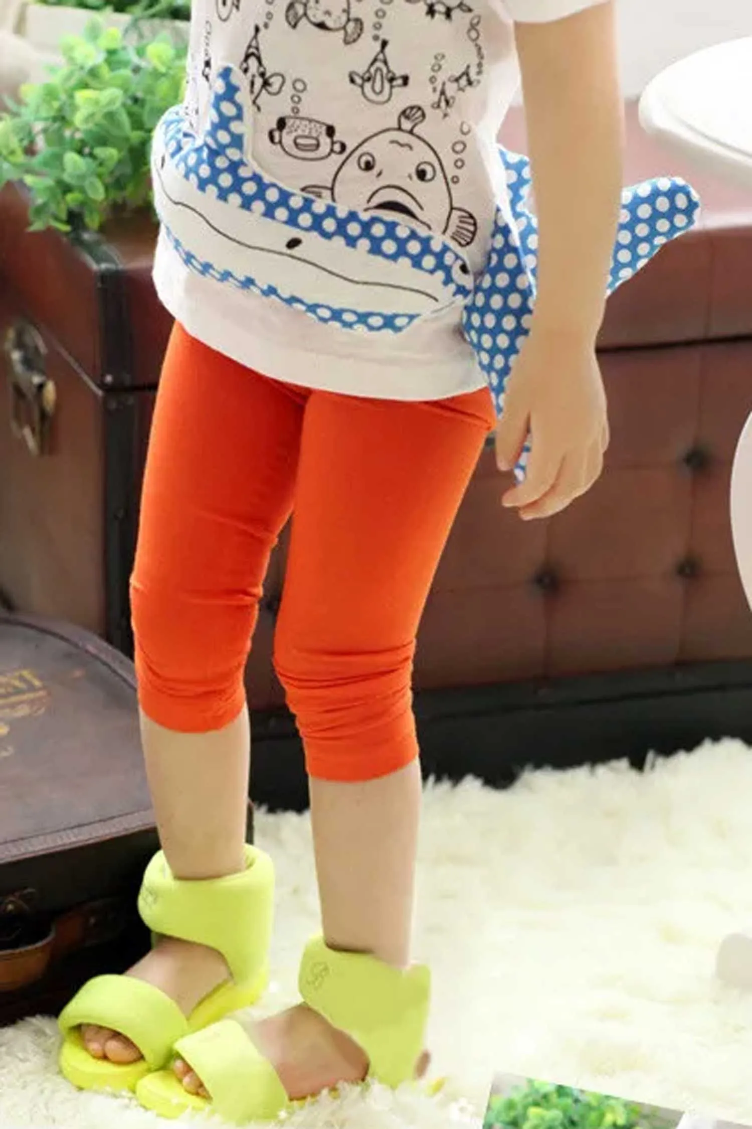 T2 Kid's Solid Design Capri Tights