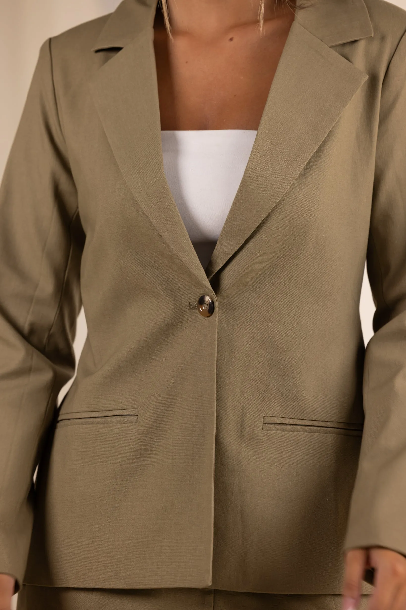 The Grand Lozna Blazer